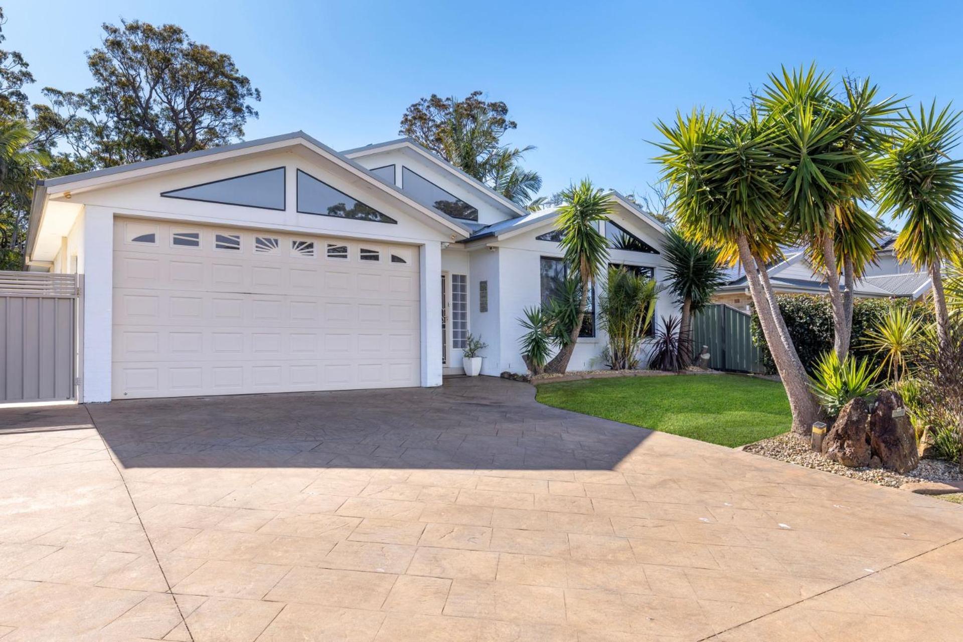 The Atrium By Experience Jervis Bay Villa St Georges Basin Exterior photo